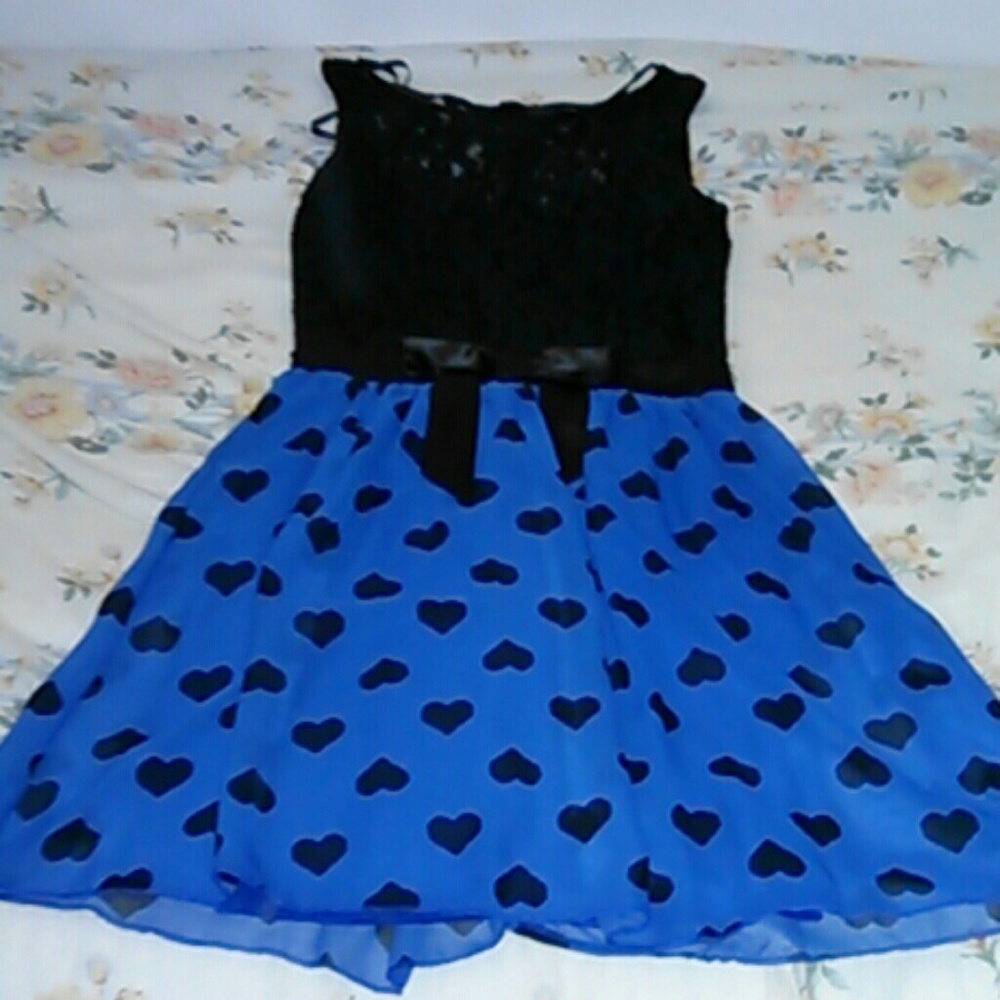 Lace & Chiffon Heart Dress